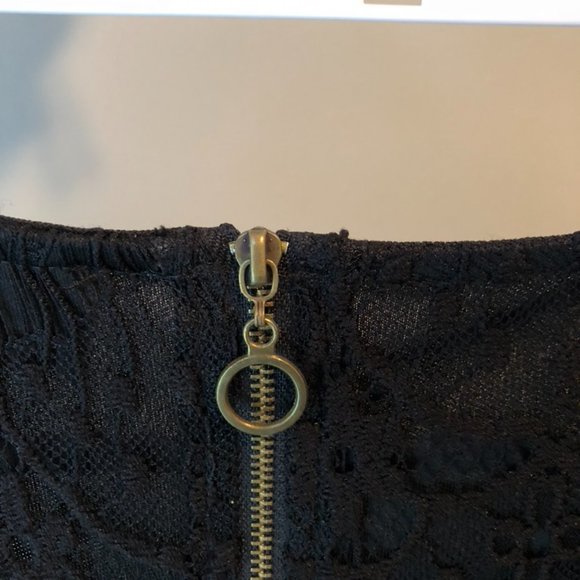 Size XS Dress Forum Long Sleeve Asymmetrical Dress - Picture 6 of 9